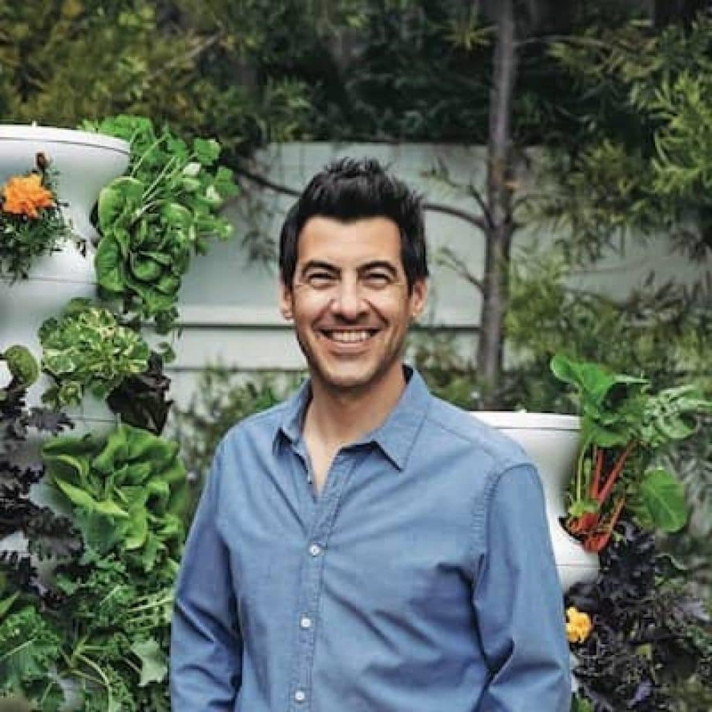 Biographie Jacob Pechenik qui est ce producteur de film ? Saint